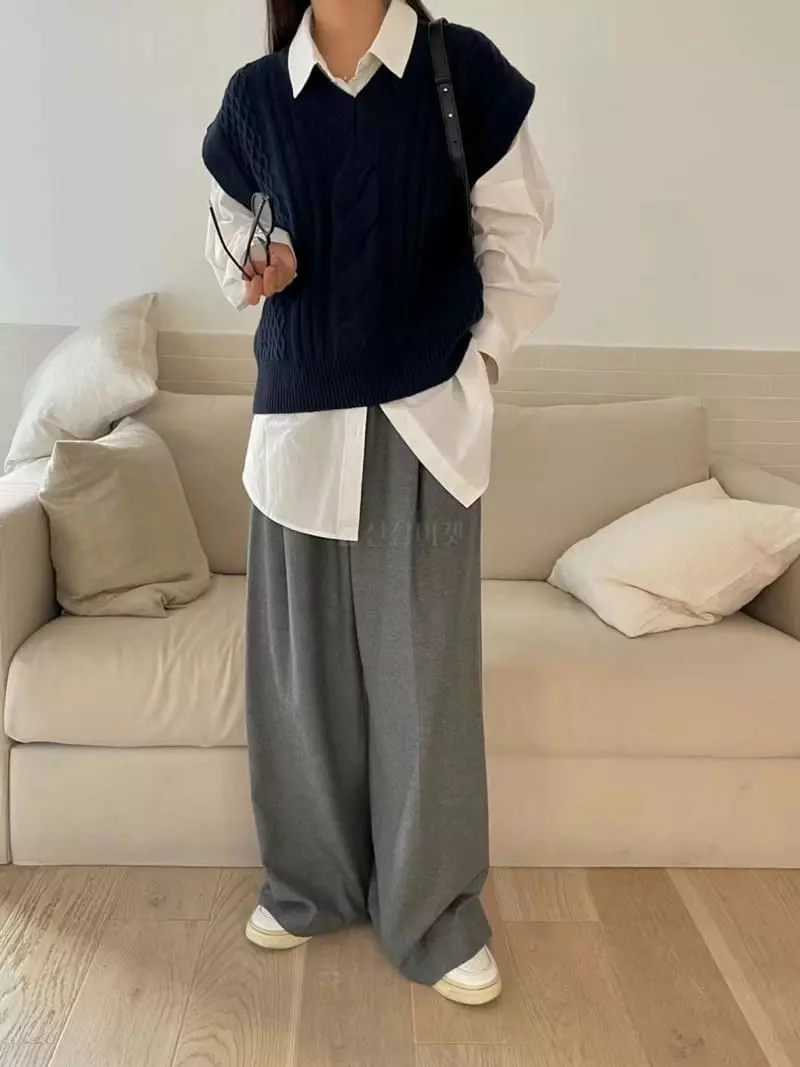 Binus - Korean Women Fashion - #womensfashion - Twist Vest - 3