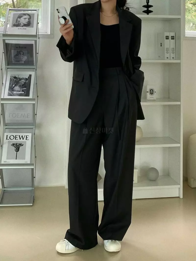 Birthday - Korean Women Fashion - #restrostyle - Mav Pants