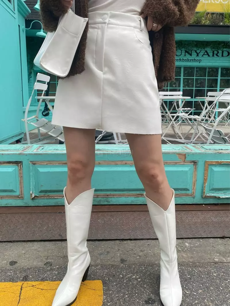 Birthday - Korean Women Fashion - #womensfashion - Scot Leather Deggi Skirt - 7