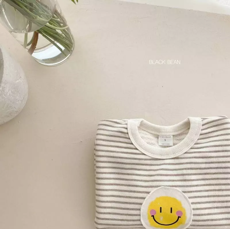 Black Bean - Korean Children Fashion - #kidsstore - Patch Piping Tee - 12