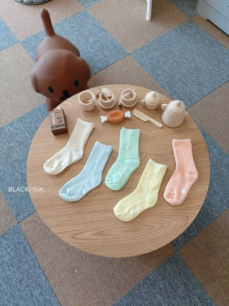 Black Pink - Korean Children Fashion - #childofig - Only  Wear You Socks Set - 5