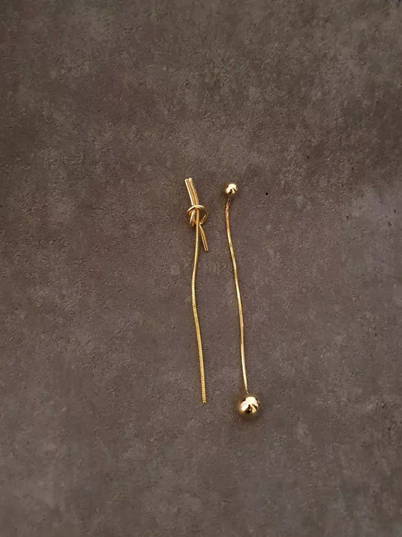 Blancchouette - Korean Women Fashion - #womensfashion - Knot 2 Earring