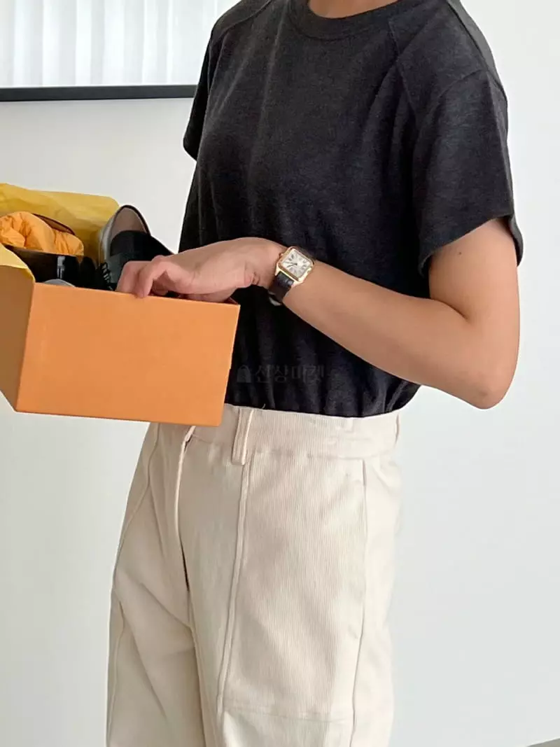 Bold - Korean Women Fashion - #momslook - Angora Tee - 2