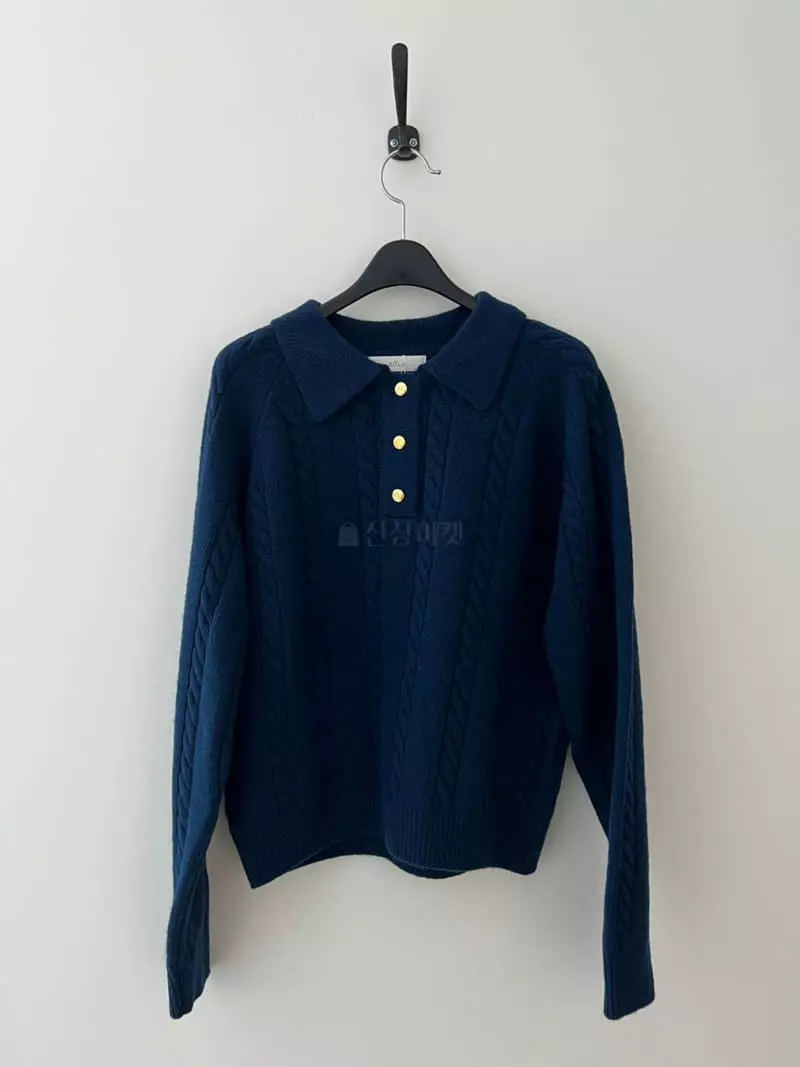 Bold - Korean Women Fashion - #womensfashion - Gold Classic Knit Tee - 5
