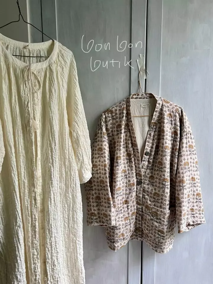 Bon Bon Butik - Korean Women Fashion - #thelittlethings - Mom Merry Gold Jacket - 2