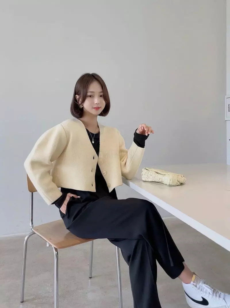 Bplan - Korean Women Fashion - #momslook - Bagada Knit Tee - 3