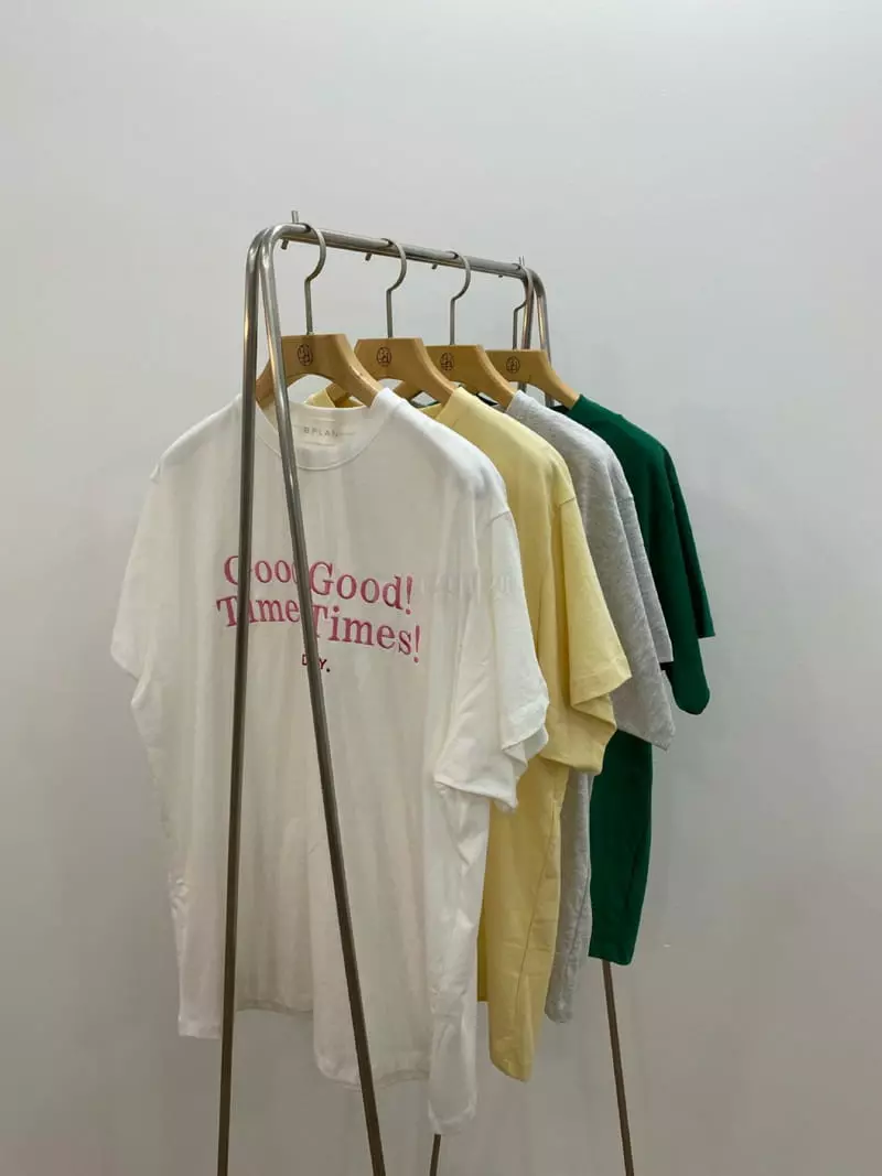 Bplan - Korean Women Fashion - #vintagekidsstyle - Time Box Tee - 4