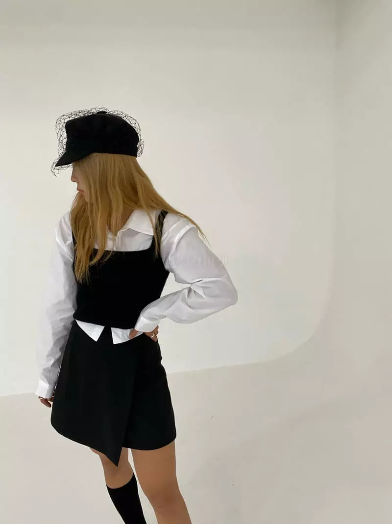 Bplan - Korean Women Fashion - #thatsdarling - Square Crop Knir Bustier - 2