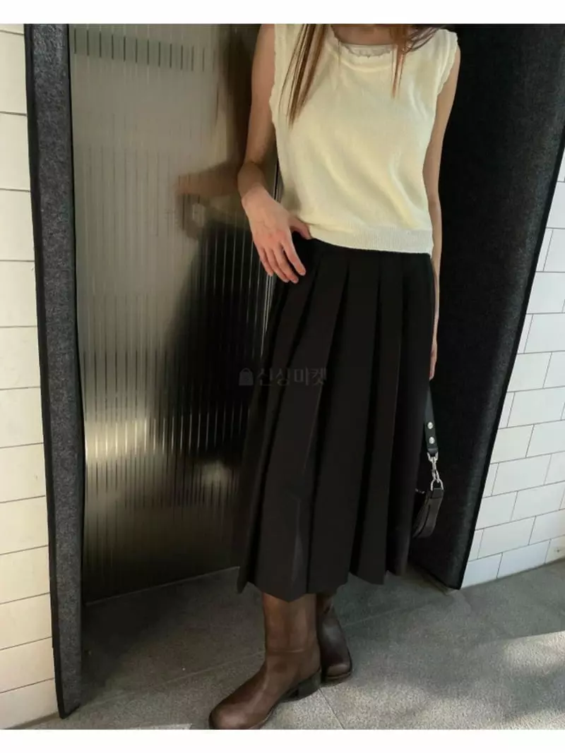 Breathe - Korean Women Fashion - #momslook - Laving Knit Vest - 6