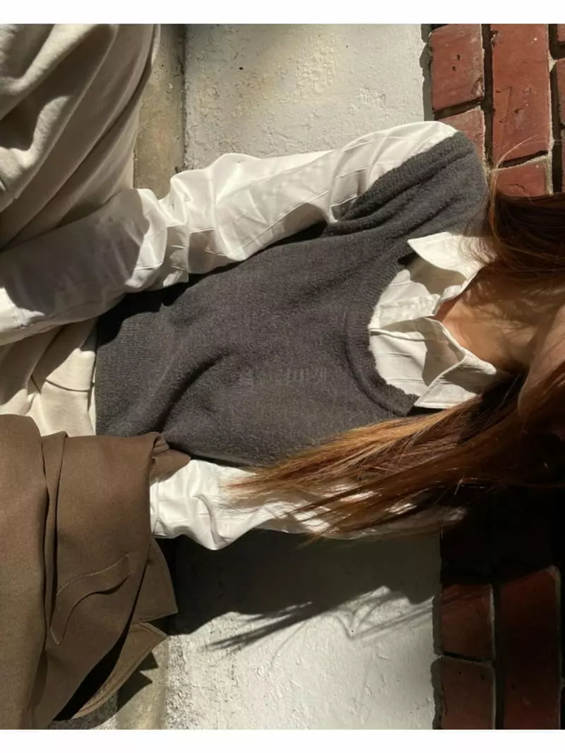 Breathe - Korean Women Fashion - #womensfashion - Laving Knit Vest - 7