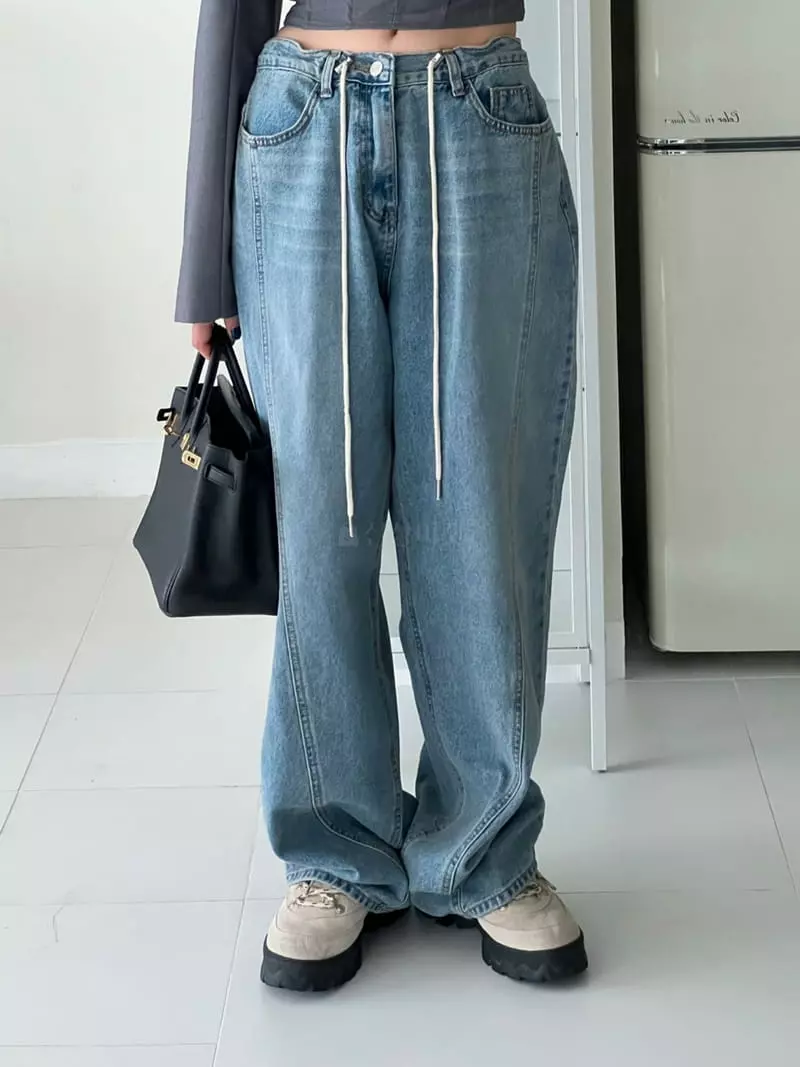 Bricklane - Korean Women Fashion - #momslook - Slit String Jeans - 3