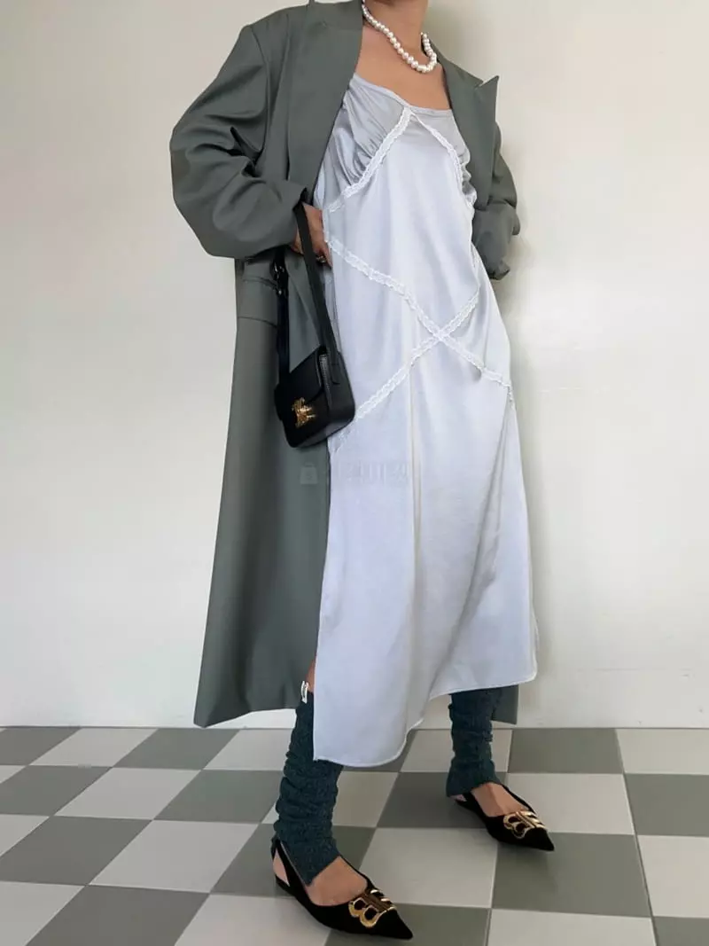 Bricklane - Korean Women Fashion - #momslook - Baba Long Coat - 2