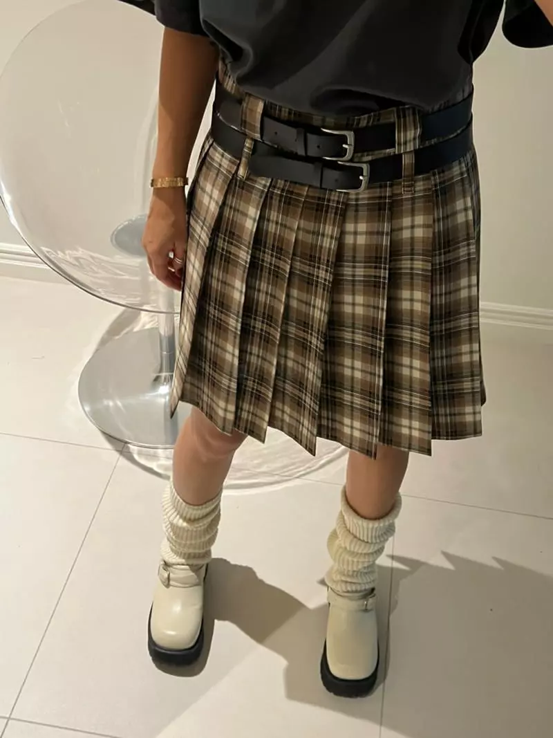 Bricklane - Korean Women Fashion - #momslook - Low Check Skirt - 2