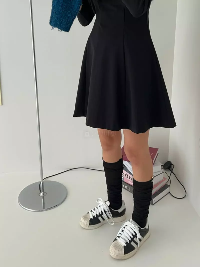 Bricklane - Korean Women Fashion - #momslook - Line Mini One-piece - 4