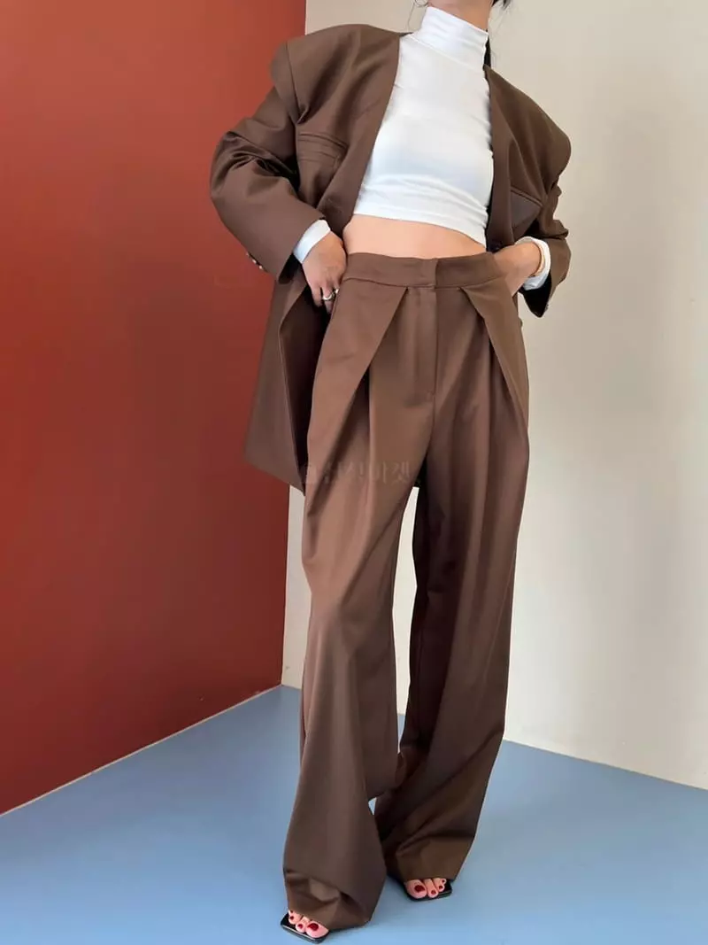 Bricklane - Korean Women Fashion - #restrostyle - Tuck Wrinkle Pants - 2