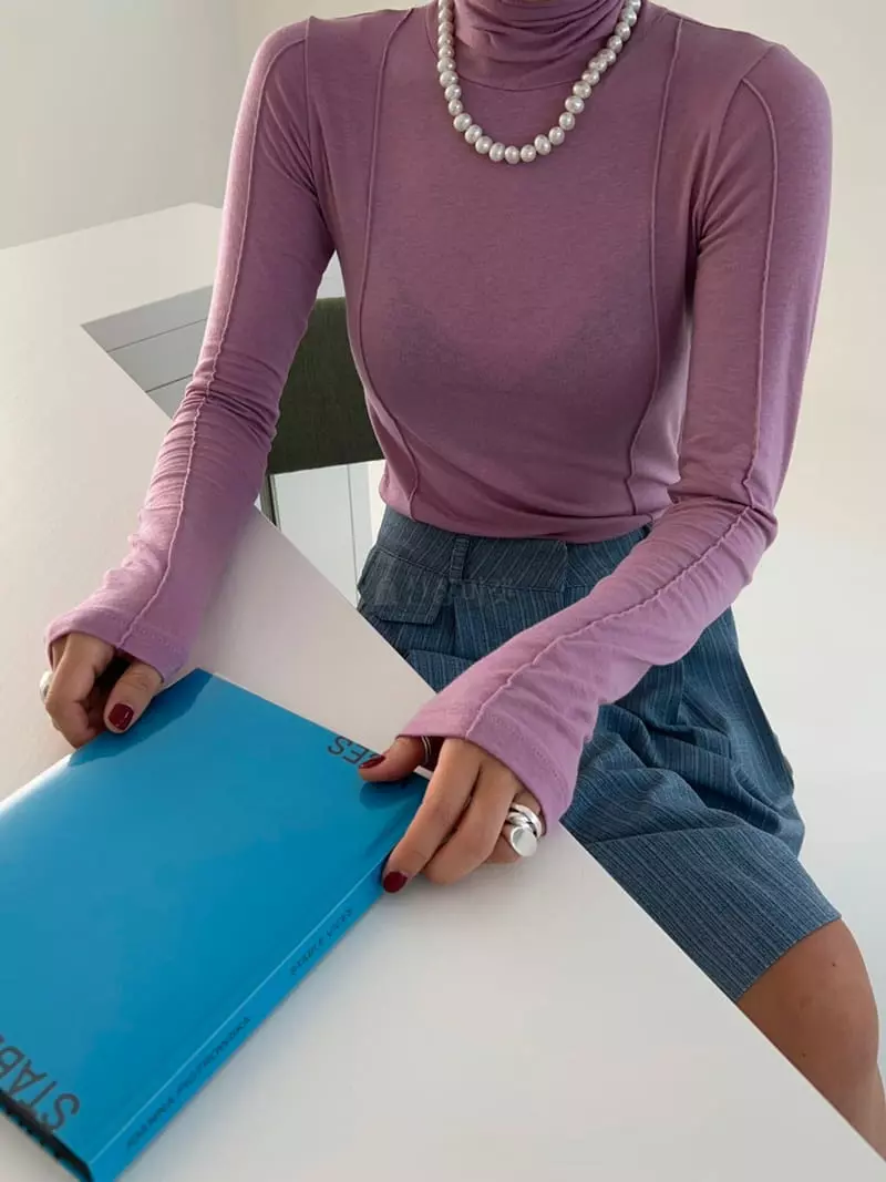 Bricklane - Korean Women Fashion - #romanticstyle - Point Turtleneck Tee - 5