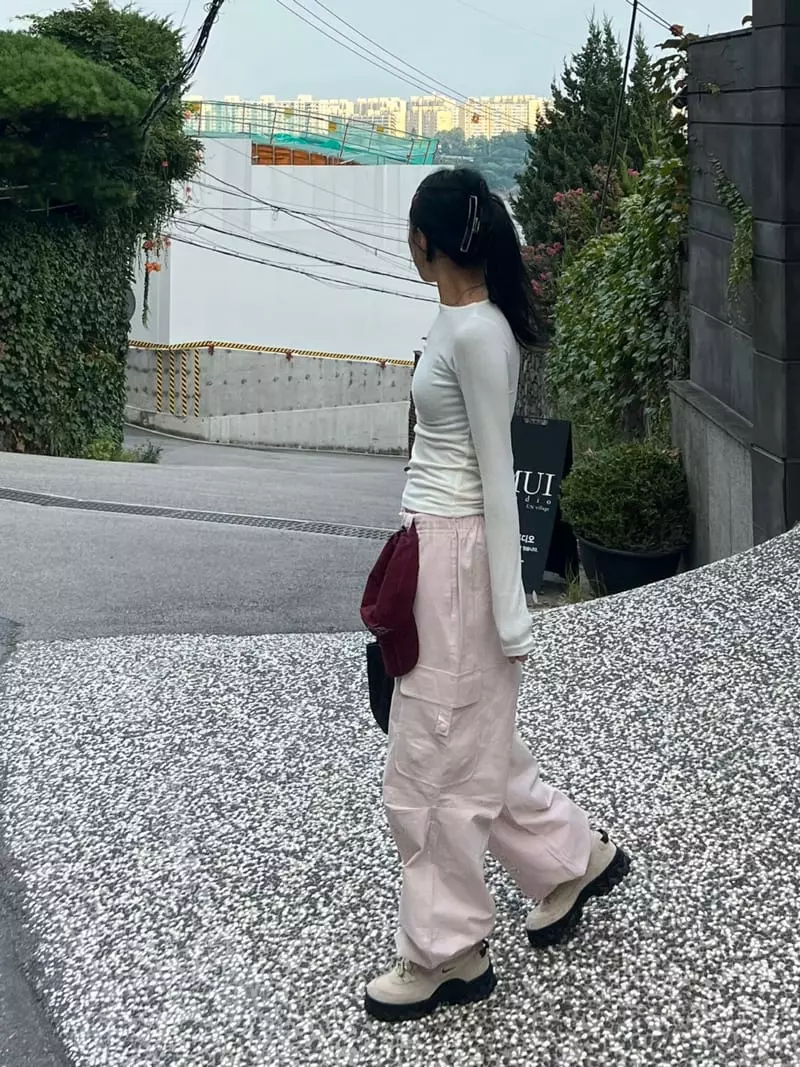 Bricklane - Korean Women Fashion - #thelittlethings - Cutting Tee - 2