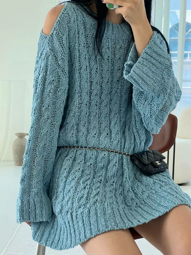 Bricklane - Korean Women Fashion - #vintagekidsstyle - Hole Knit Tee