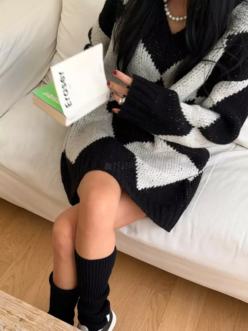 Bricklane - Korean Women Fashion - #womensfashion - Chess Knit Tee - 5
