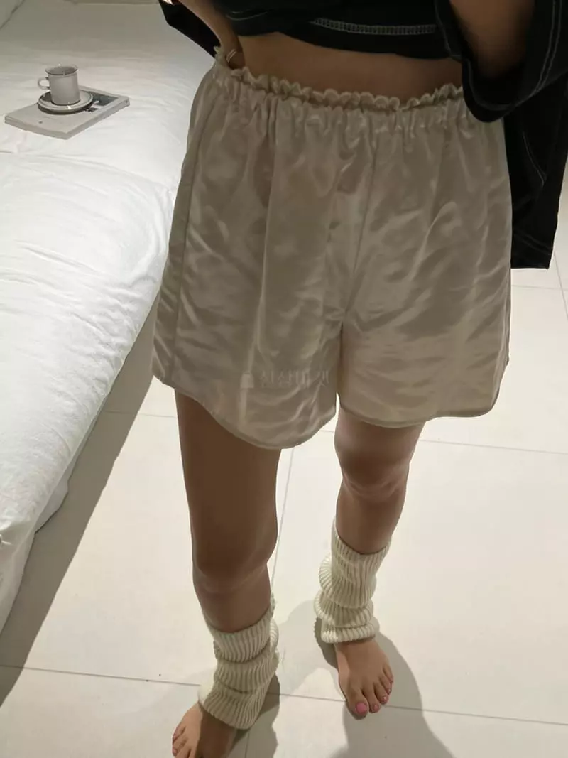 Bricklane - Korean Women Fashion - #womensfashion - Silky Lace Shorts - 3