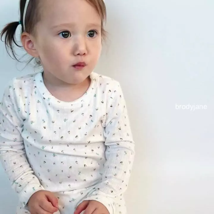 Brody Jane - Korean Children Fashion - #Kfashion4kids - Flower Eyelet Set