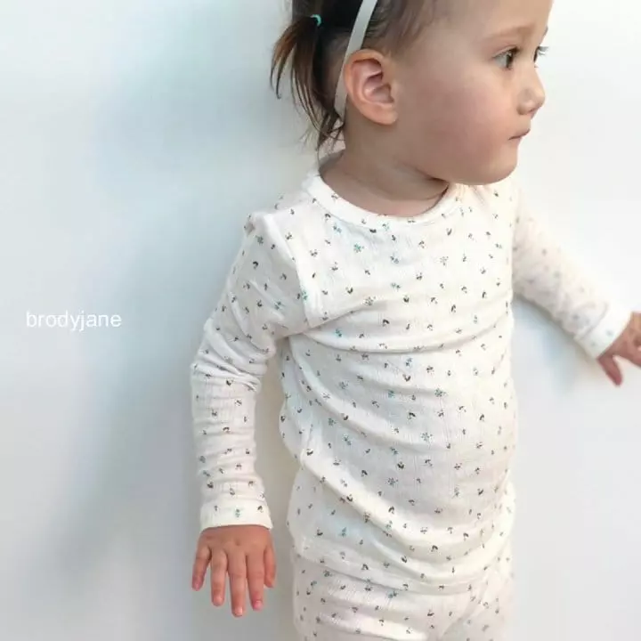 Brody Jane - Korean Children Fashion - #littlefashionista - Flower Eyelet Set - 2