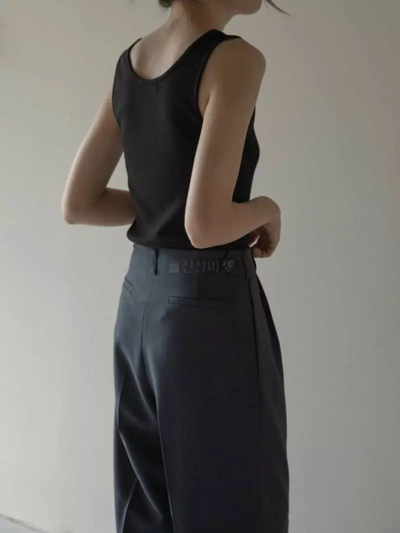 Browns - Korean Women Fashion - #momslook - Sharoll Sleeveless - 2