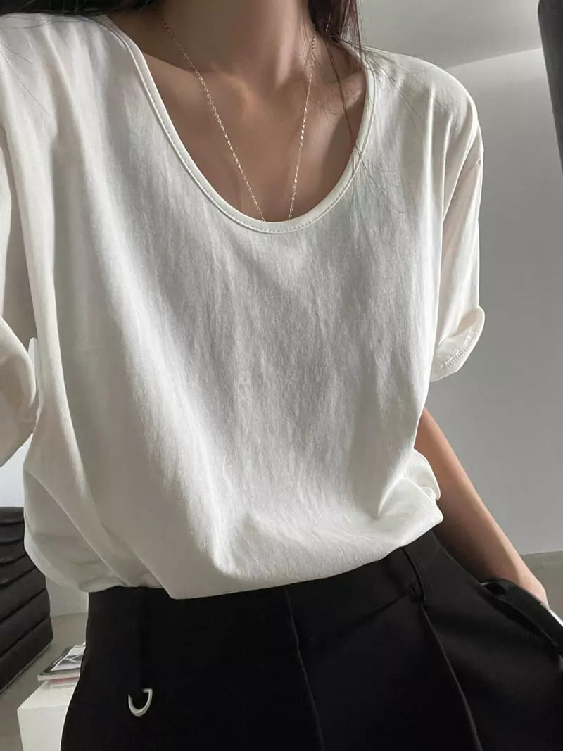 Browns - Korean Women Fashion - #restrostyle - Lemeru U Neck Tee - 9