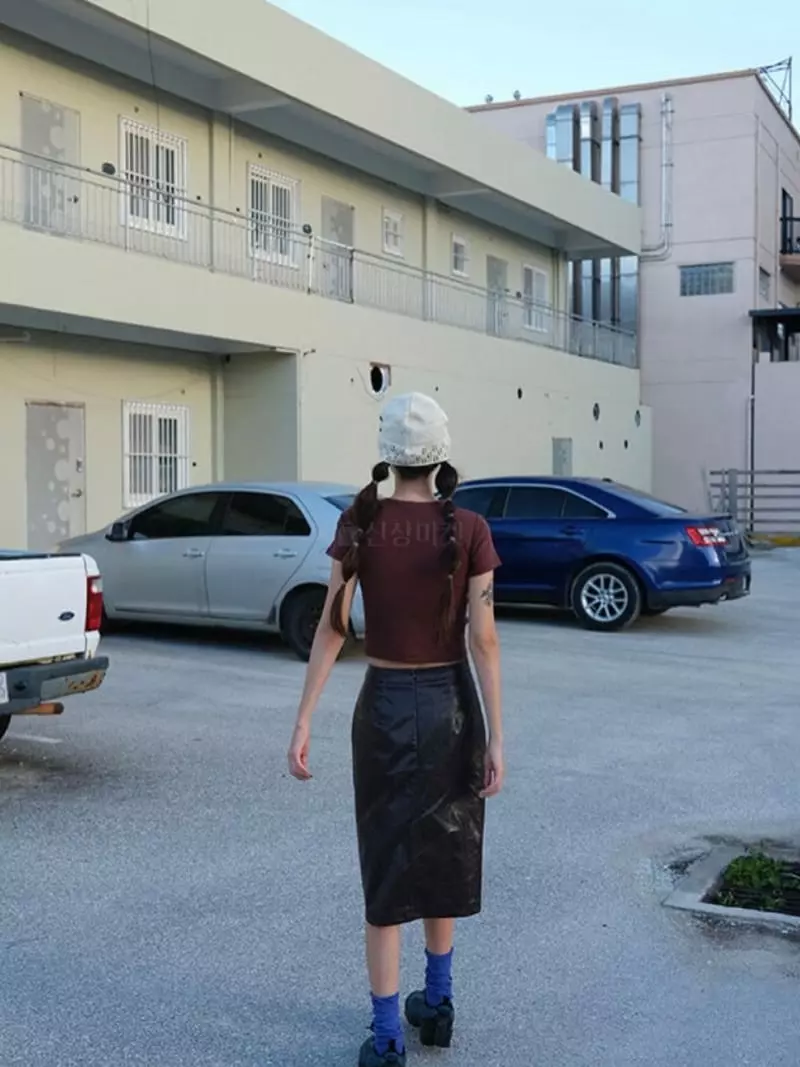 Browns - Korean Women Fashion - #thatsdarling - Crack Leather Skirt - 2