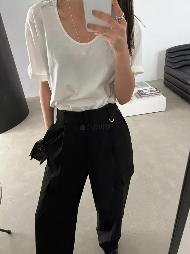 Browns - Korean Women Fashion - #vintageinspired - Lemeru U Neck Tee - 6