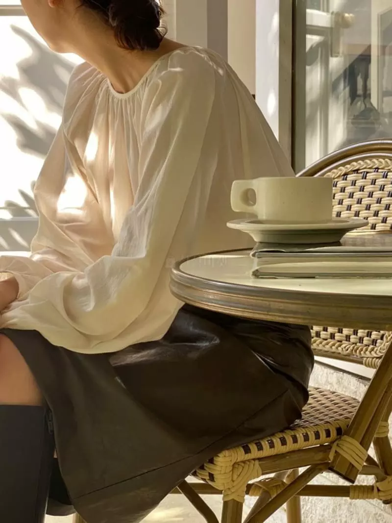 Browns - Korean Women Fashion - #vintageinspired - Fluffy Shirring Blouse - 3