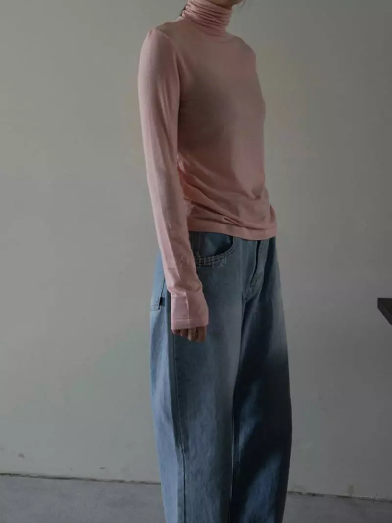 Browns - Korean Women Fashion - #momslook - Turtleneck Tee - 4