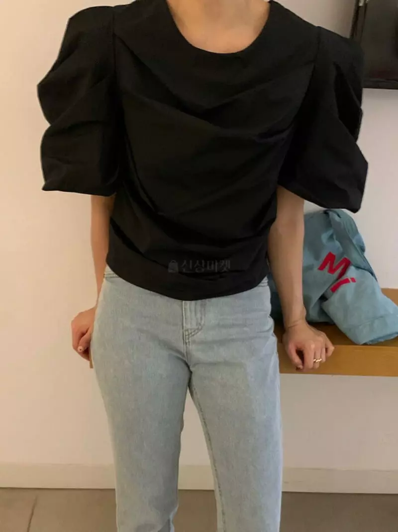 Browns - Korean Women Fashion - #womensfashion - Balloon Blouse - 5
