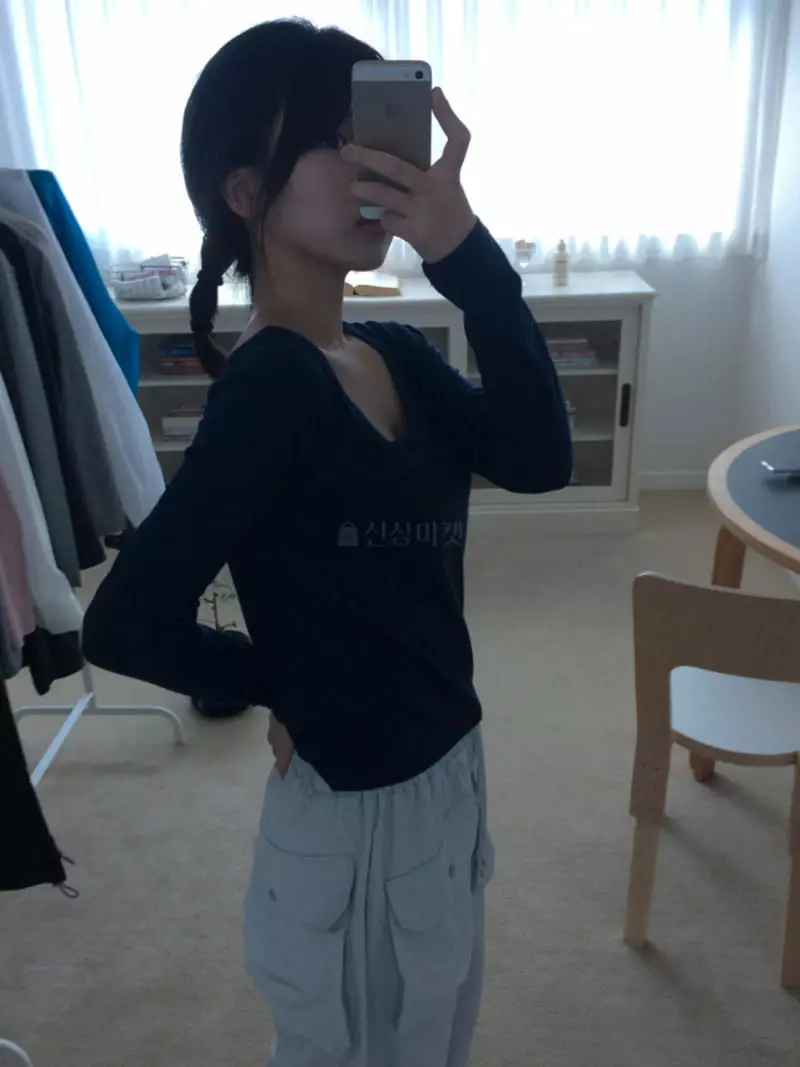 Buckle - Korean Women Fashion - #womensfashion - U Neck Tee - 9