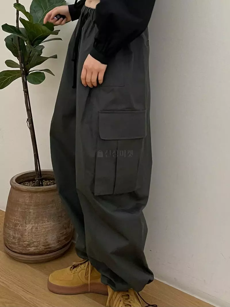 Buckle - Korean Women Fashion - #womensfashion - Cargo Pants - 12
