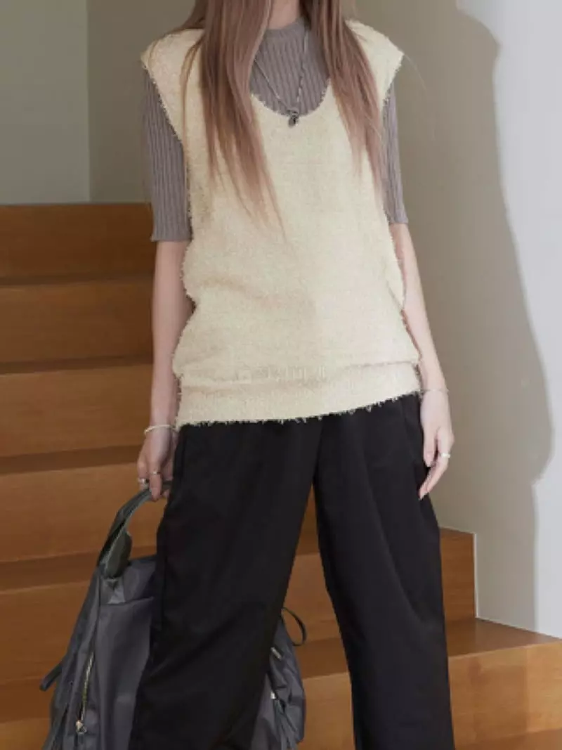 Charlotte - Korean Women Fashion - #momslook - Bbogle Knit Tee
