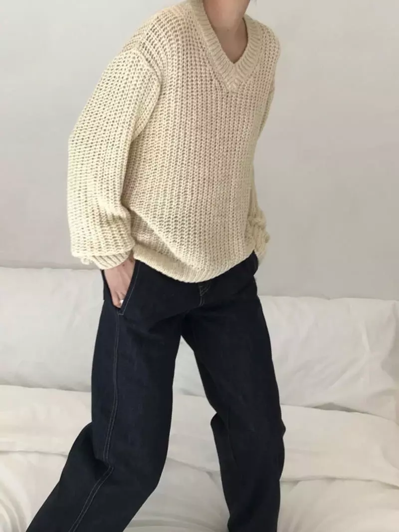 Charlotte - Korean Women Fashion - #womensfashion - V Neck Knit Tee - 4