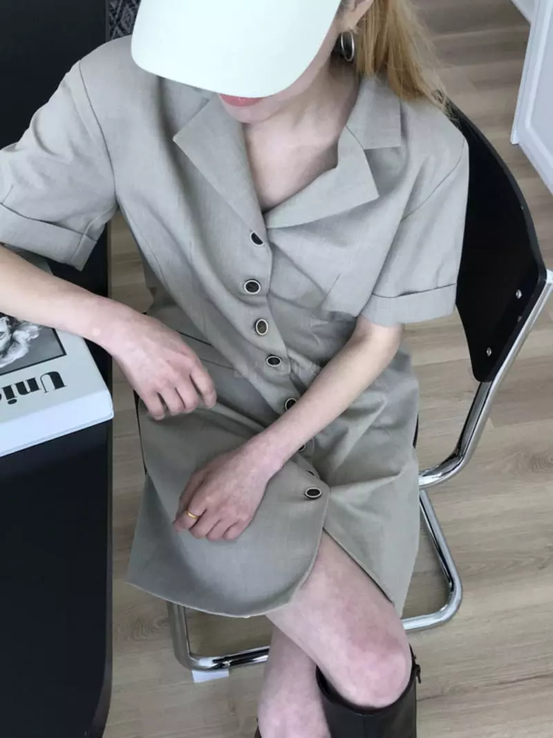 Charlotte - Korean Women Fashion - #momslook - Button Up One-piece - 2