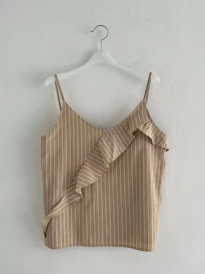 Charlotte - Korean Women Fashion - #thelittlethings - Layered Sleeveless - 4