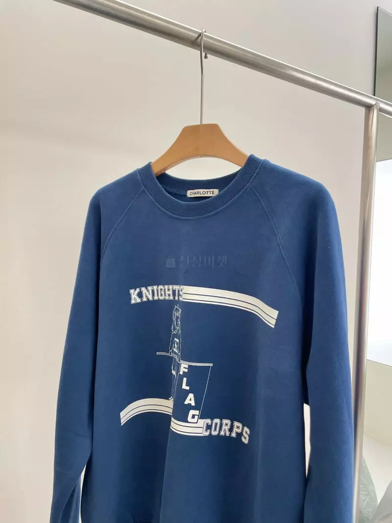 Charlotte - Korean Women Fashion - #momslook - Fleece Flag Sweatshirt