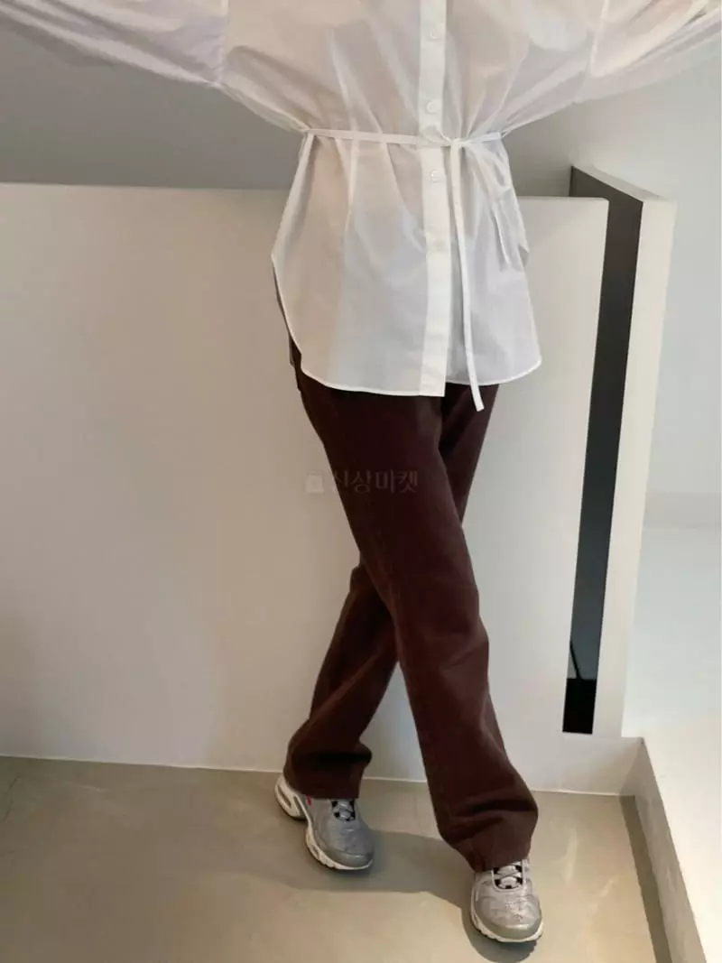 Charlotte - Korean Women Fashion - #momslook - 933 Brown Jeans - 2