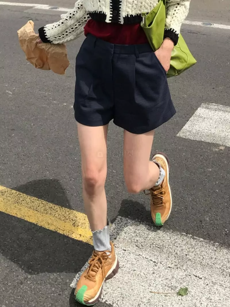 Charlotte - Korean Women Fashion - #momslook - Check Shorts - 9