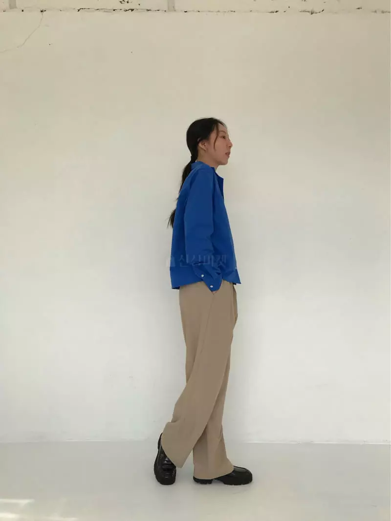 Charlotte - Korean Women Fashion - #momslook - Ellui Shirt - 3