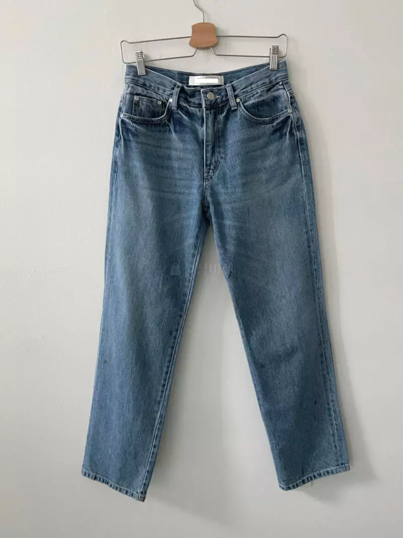 Charlotte - Korean Women Fashion - #restrostyle - 921 Jeans - 4