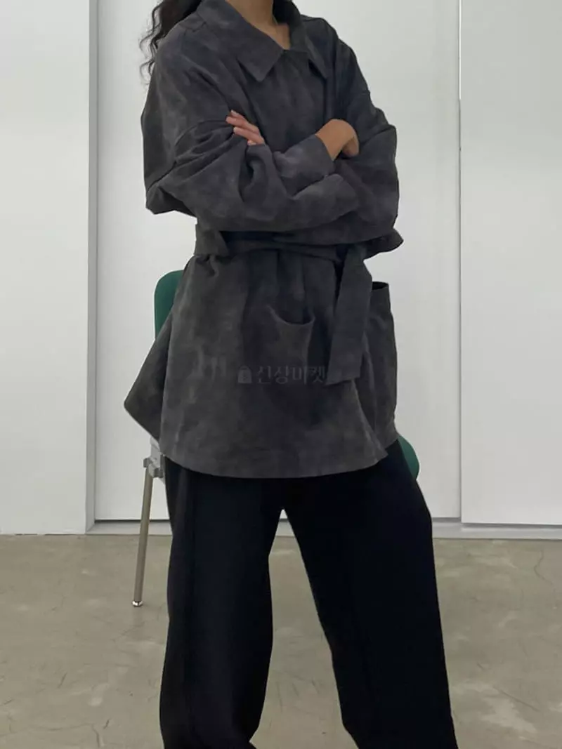 Charlotte - Korean Women Fashion - #romanticstyle - Suede Coat - 2
