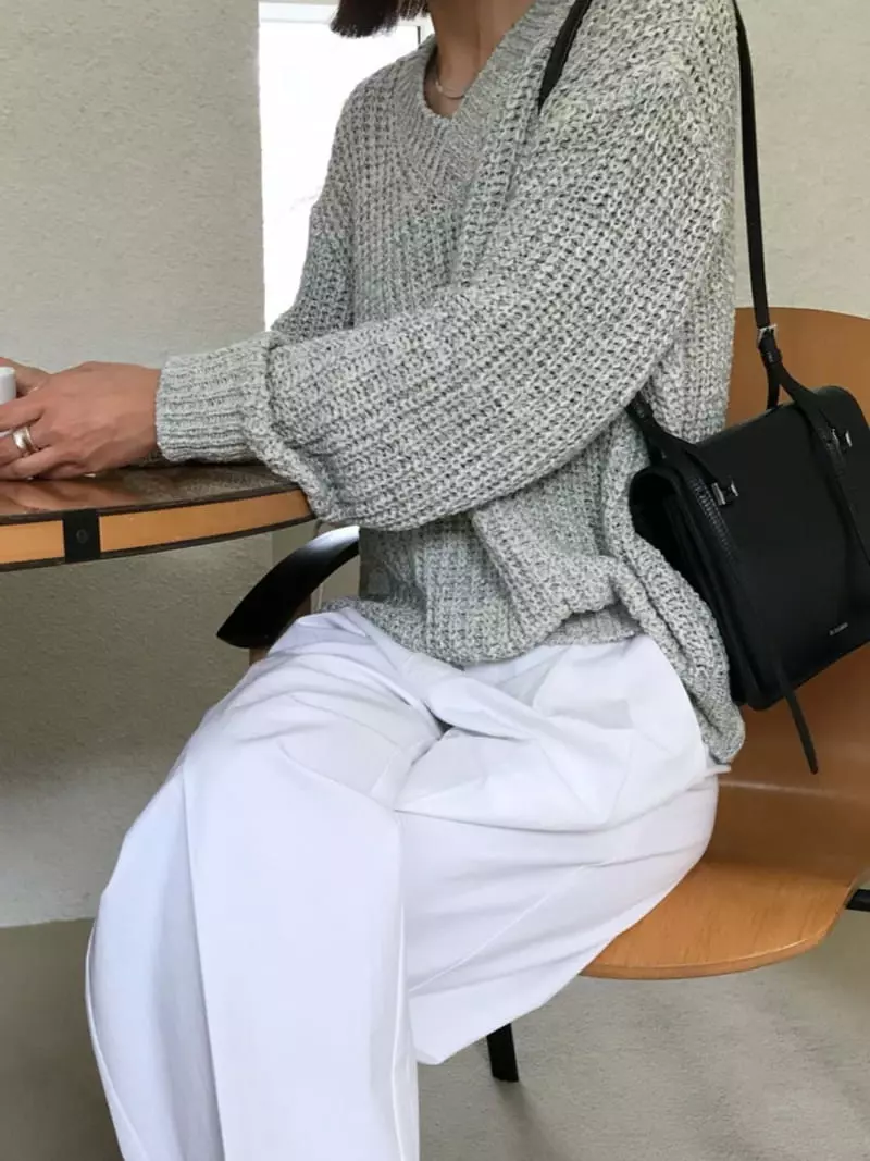 Charlotte - Korean Women Fashion - #shopsmall - Loose Fit Hazzi Knit Tee - 3