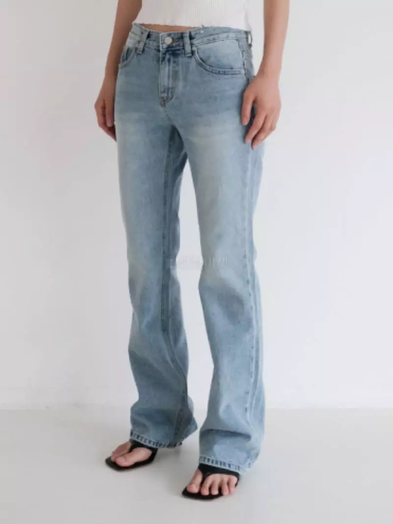 Charlotte - Korean Women Fashion - #shopsmall - 925 Bootscut Jeans - 8