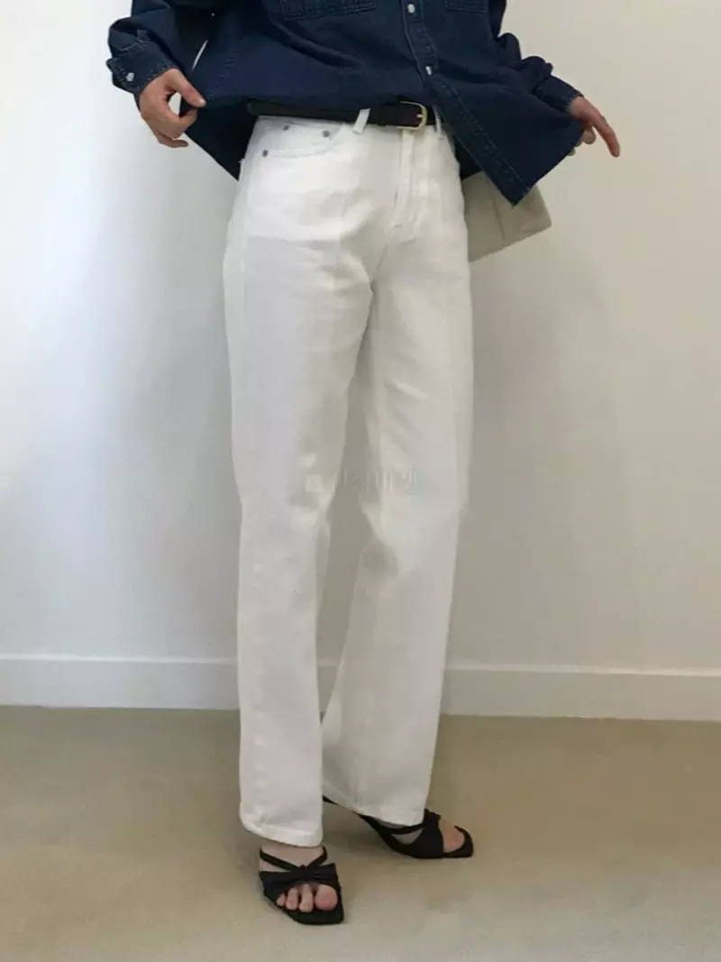 Charlotte - Korean Women Fashion - #shopsmall - 911 White Jeans