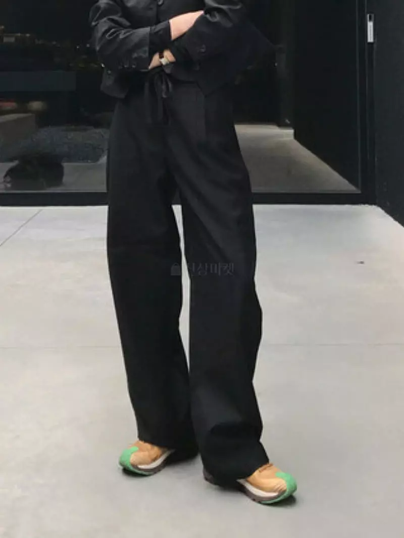 Charlotte - Korean Women Fashion - #womensfashion - Lalf Strap Pants - 8