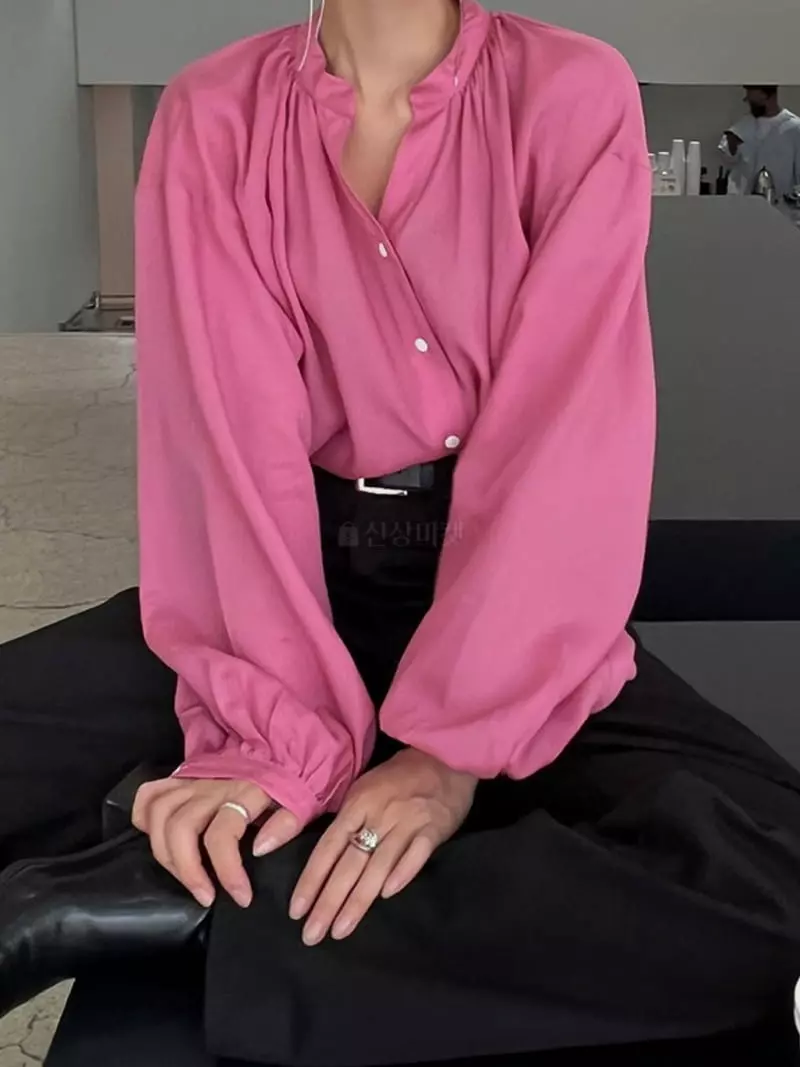 Charlotte - Korean Women Fashion - #womensfashion - V Shirring Blouse